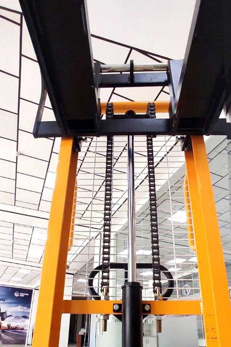 Штабелер 2 тонны аренда, кара, рохля  160 см Ташкент с доставкой