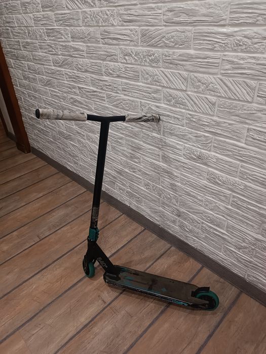 трюковой самокат globber