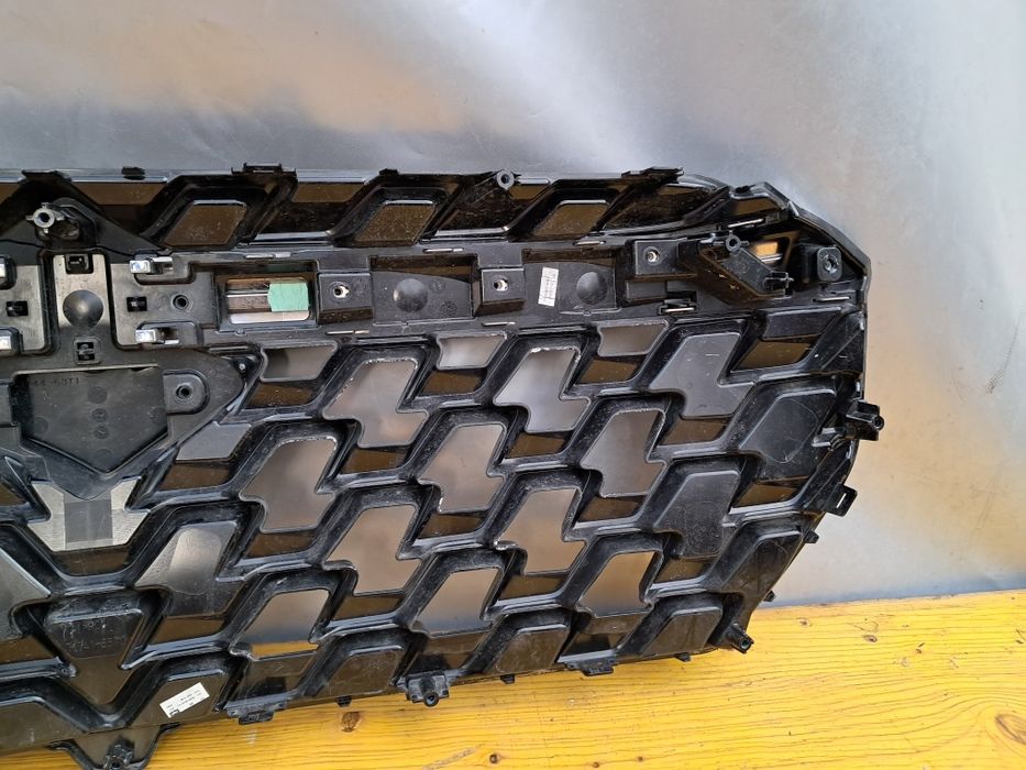 Грил решетка  Suzuki SX4 Cross