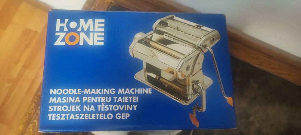 Aparat de facut paste