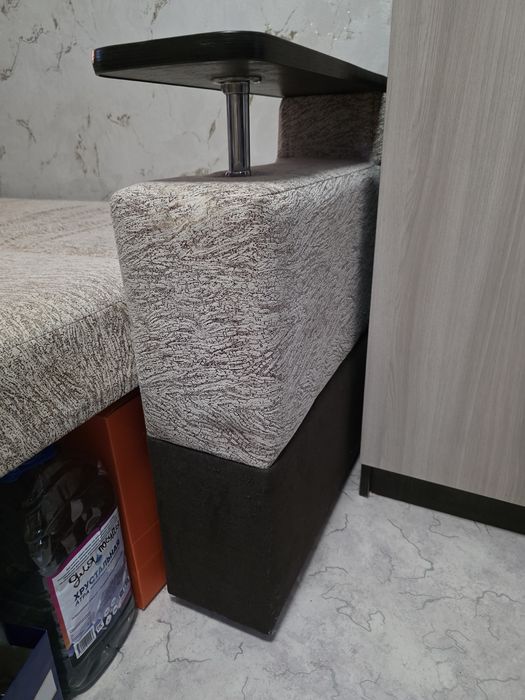 Срочно продам диван б/у