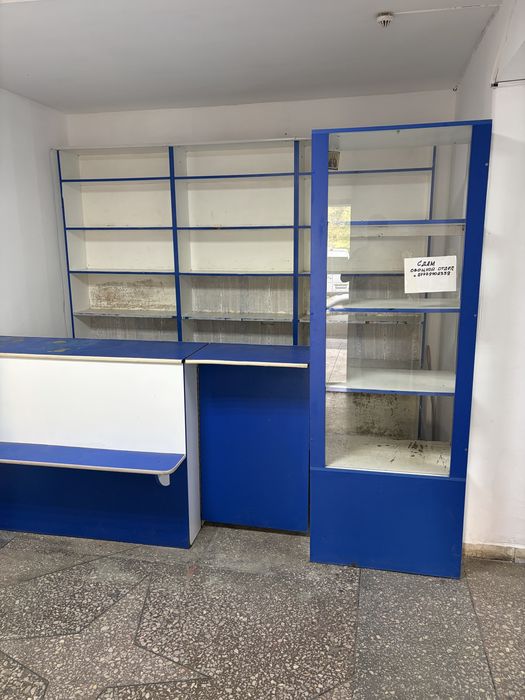 Сдать в аренду овощной отдел.