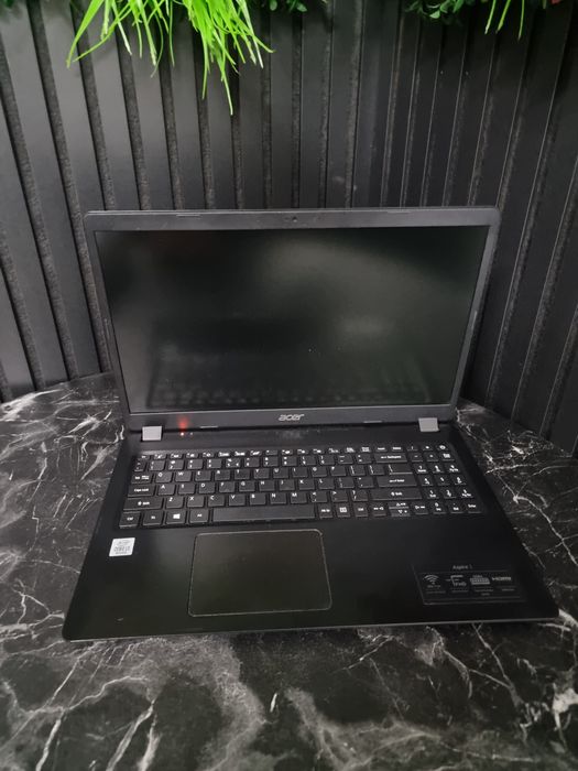 Noble Amanet - Acer Aspire, I3 1005G1, 8GB, 256GB