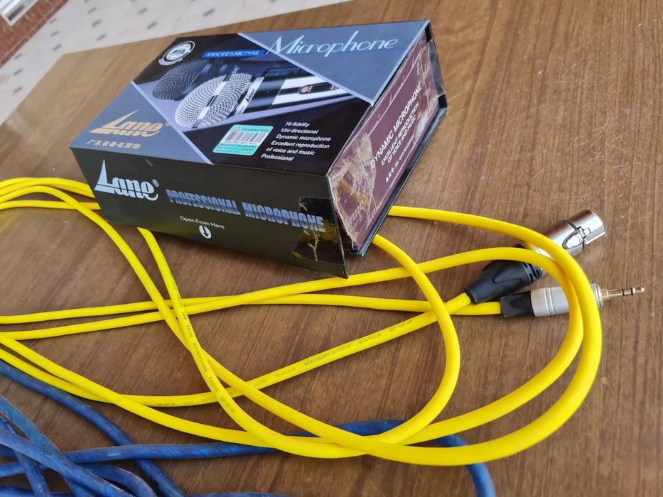 Продаётся микрофон