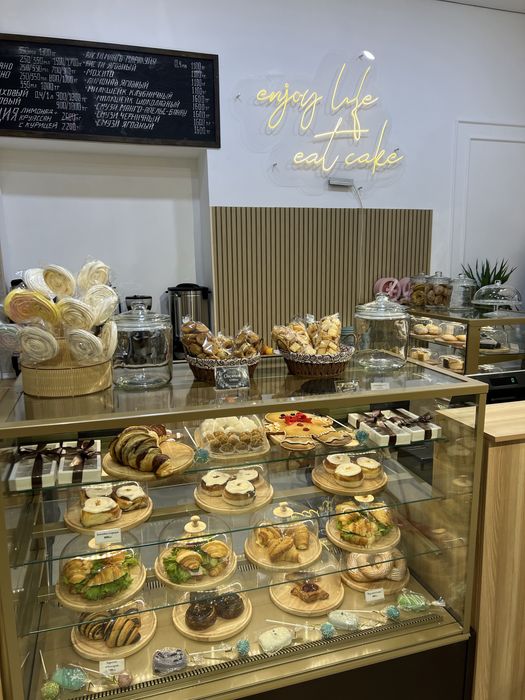 Витринный холодильник