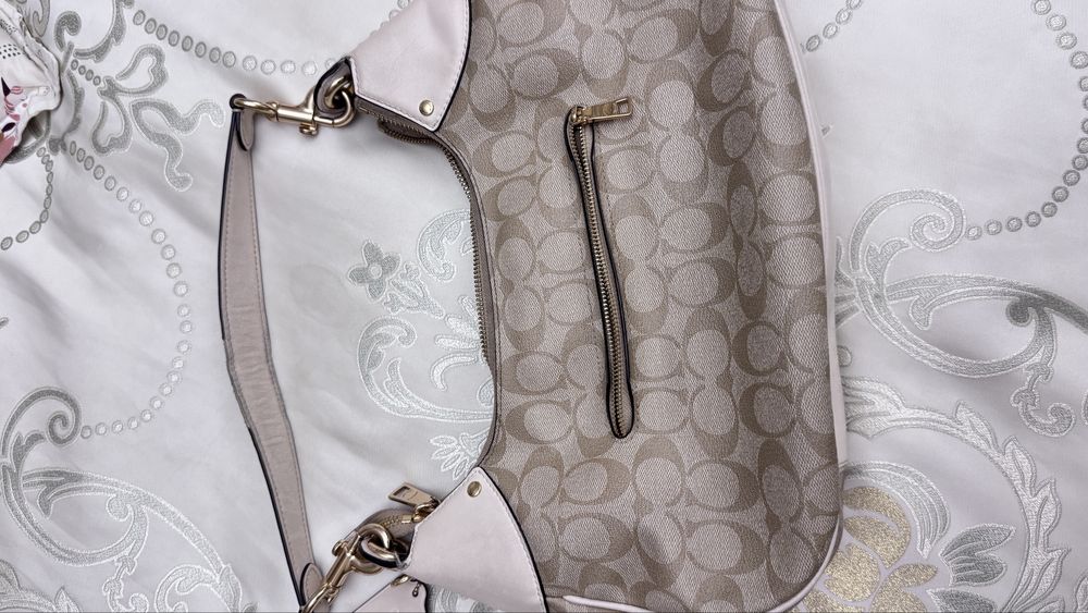Продам сумку Coach