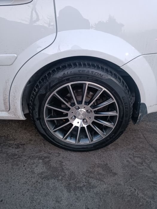 Mers Diska Balon 205 50 R16 Holati Yaxshi Ayibi Yoq