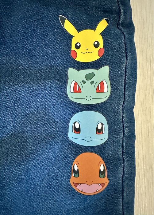 Pantaloni (blugi) termoizolanți Pokemon, C&A, mărimea 116