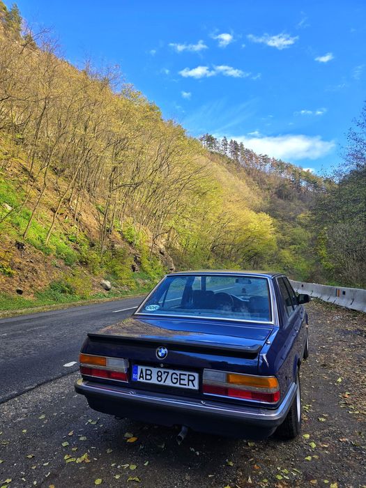 Bmw E28 cu 1987 cu AC