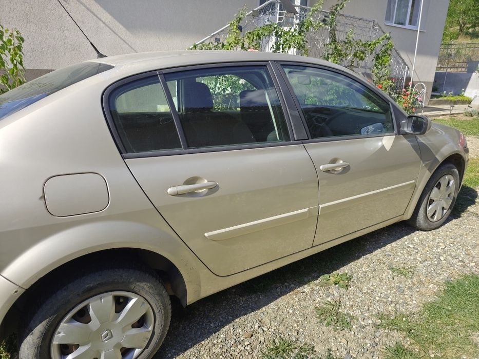 Vand Renault Megane 2 doar 136.000km