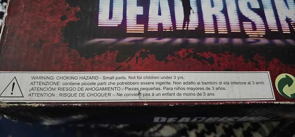 Figurina papusa din jocul dead rising 2