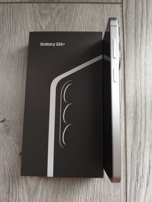 Новый Samsung galaxy s26 plus. 256гб