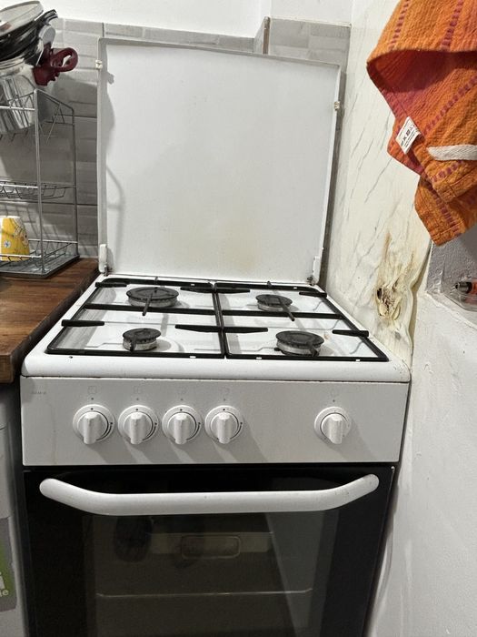 Aragaz folosit , merge bine nu are defecte vreau sa l schimb