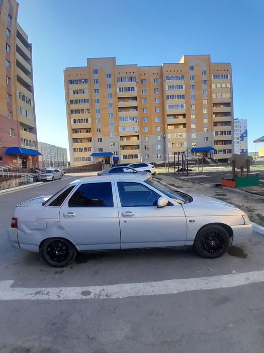 Серый Lada ваз 2110
