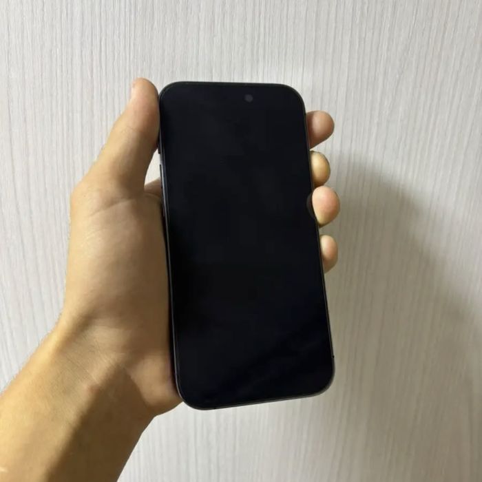 IPhone 14 Pro продается