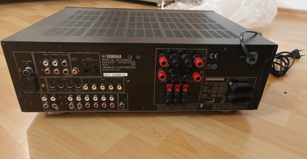 Усилвател Yamaha 210W
