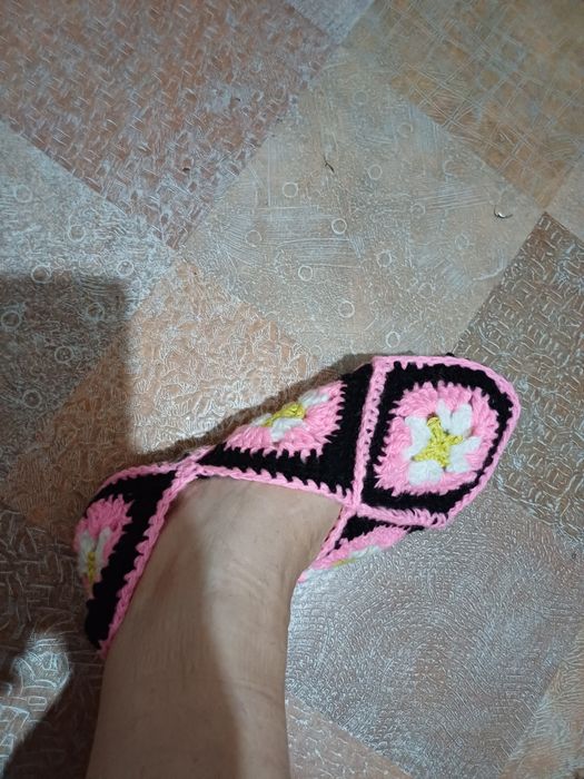 Продам тапочки ручной работы