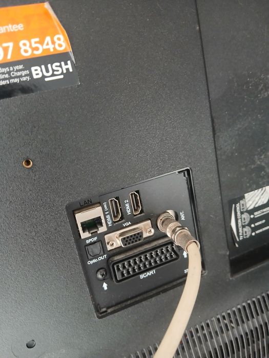 Vând TV  philips,si  LG   de 81cm. 32 inch philips