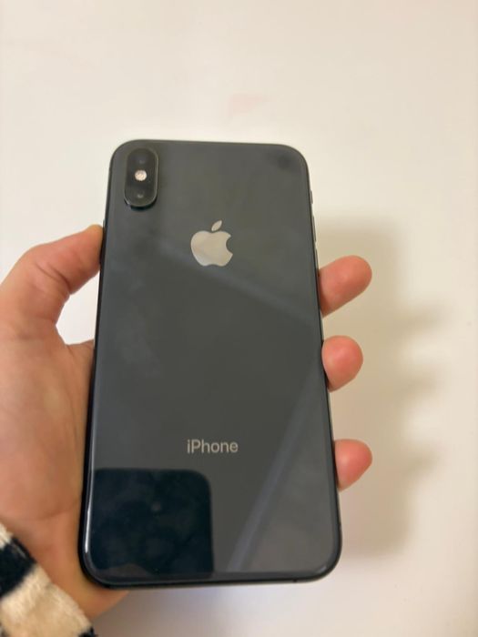 Vând iPhone XS - 64 GB