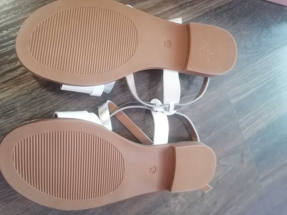 Сандали 36 номер. Нови!