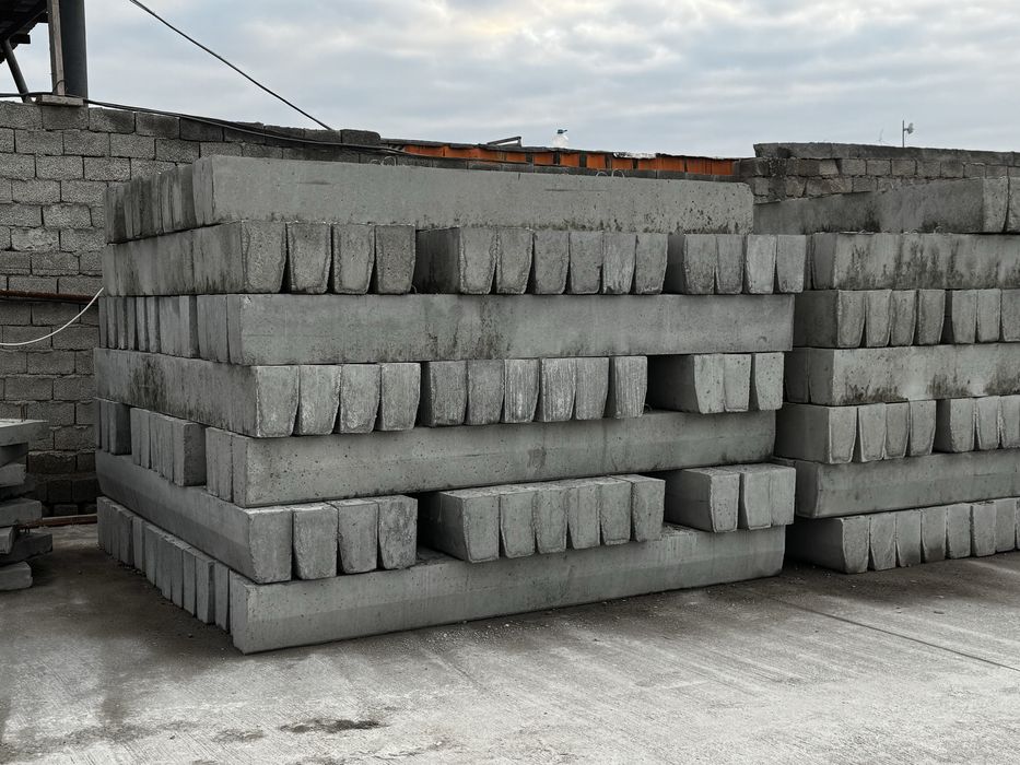 Бардюр БР 300х30х18 Дарожный тротуарные.