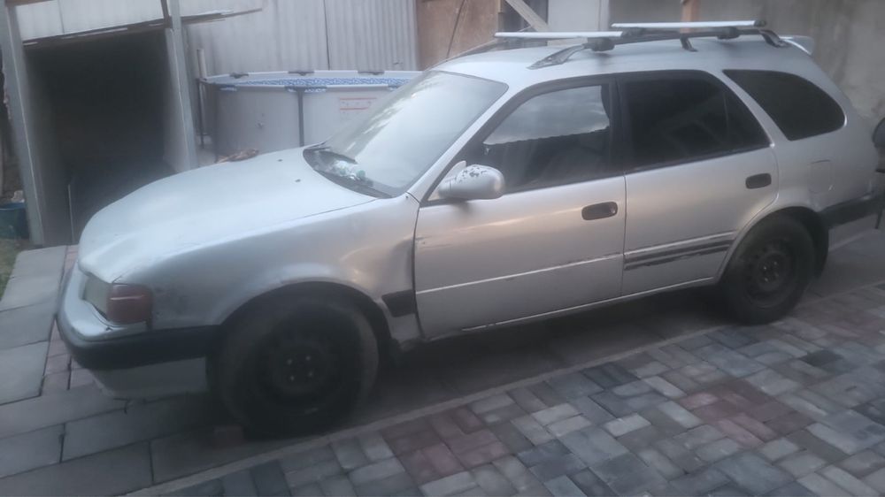 Срочно продам Toyota Sprinter 1996 г выпуска,