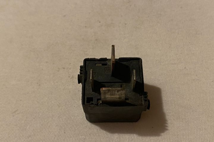 Releu a0025421519 Mercedes-Benz M-Class W163