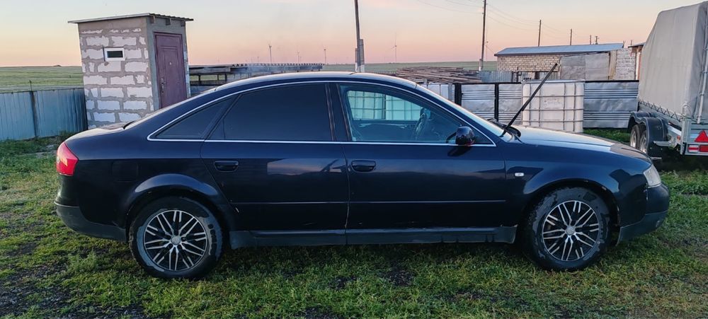 audi A6 1999. об2, 4 газ бензин