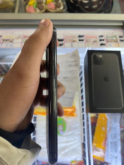 Айфон 11 pro  11 про