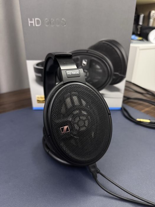 Casti Hi-Fi Sennheiser HD 660 S Studio (control radio)