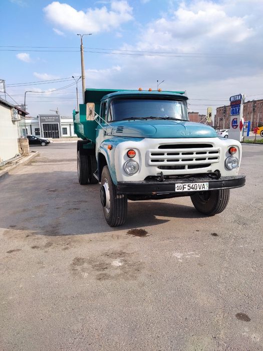 Zil maskovski sotiladi