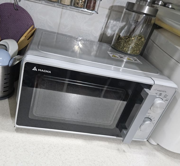 Микроволновка  бу Magna