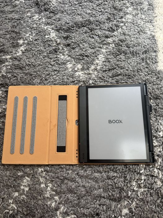 Boox Note Air4 C таблет като нов