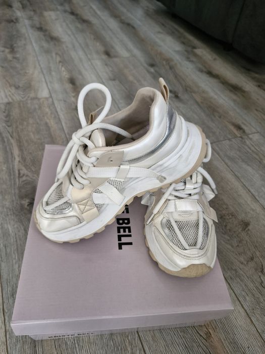 Дамски сникърси KB