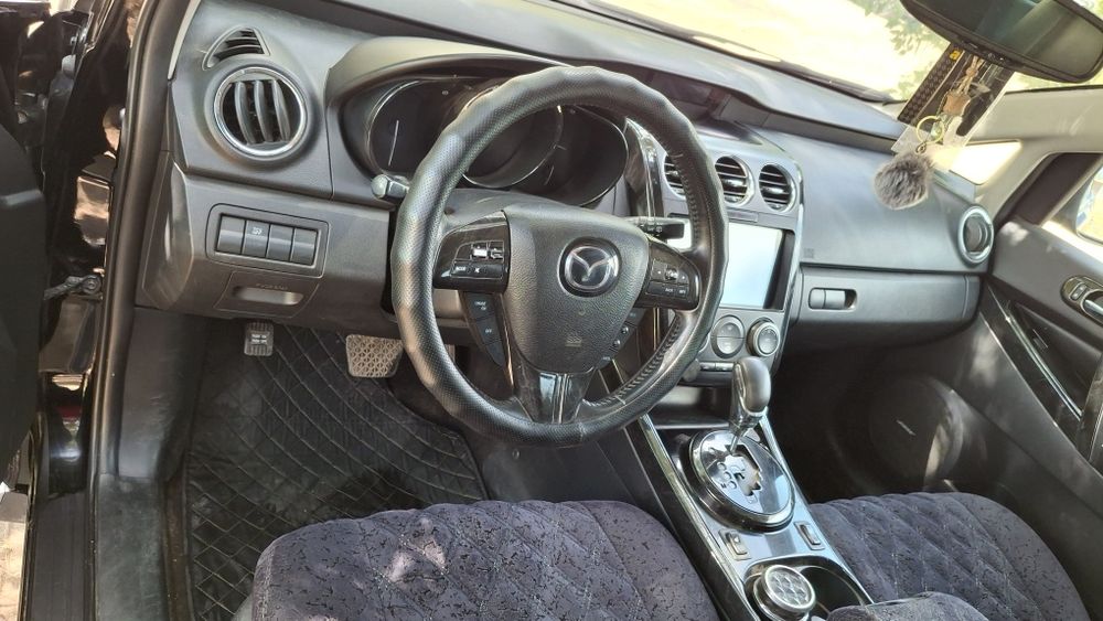 Продам Mazda CX-7