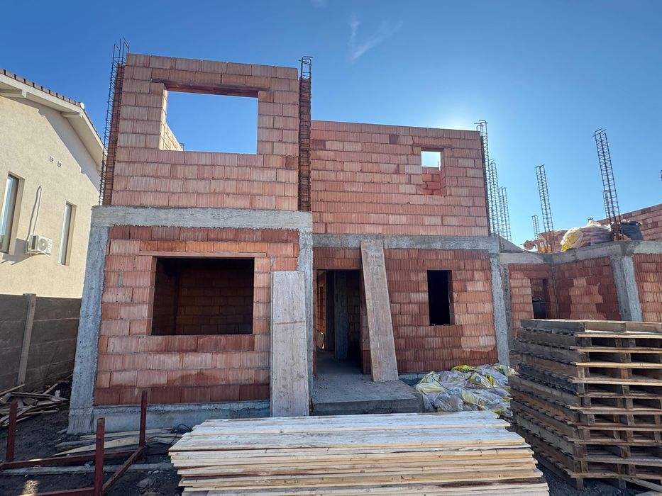 Propietar vand duplex