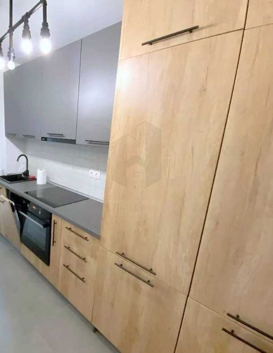 Дава се под наем Двустаен апартамент в Пловдив, Южен - 65 кв.м за 249.9 € - Снимка #1