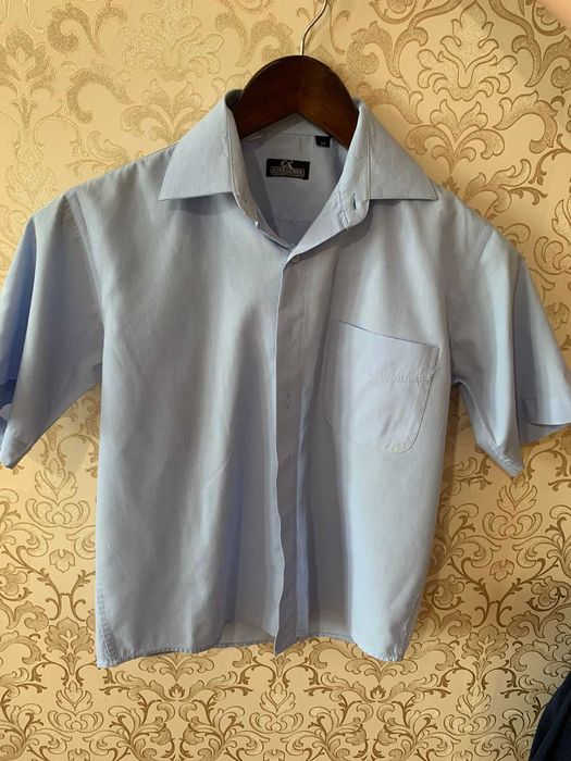 Продам школьные рубашки для мальчика