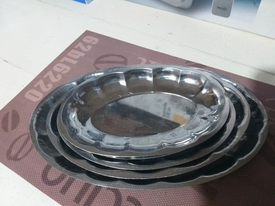 Set 5 Tavite Din Inox Marimi Diferite