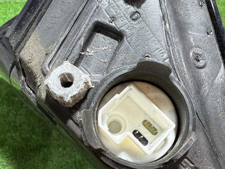 OGLINDA STANGA 5 PINI BMW SERIA 4 M-PACHET 420D F32 / F33 / F36 2.0 DIESEL 2013 COD OEM 51167285245 / 51167292745 / COUPE 2013-2021