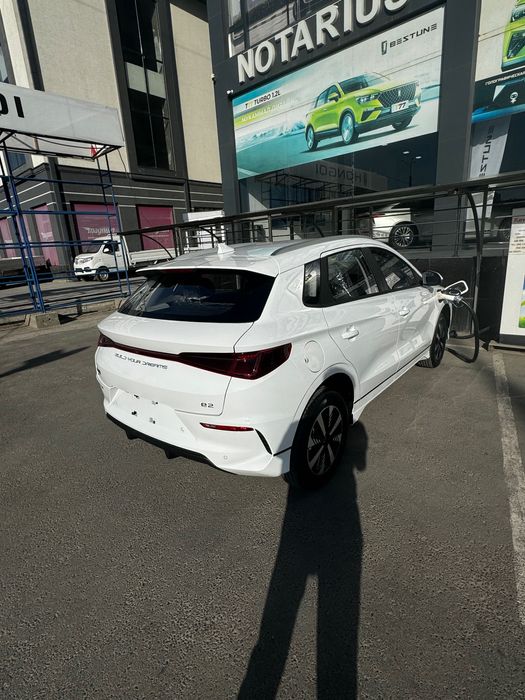 BYD E2 Luxury позиция