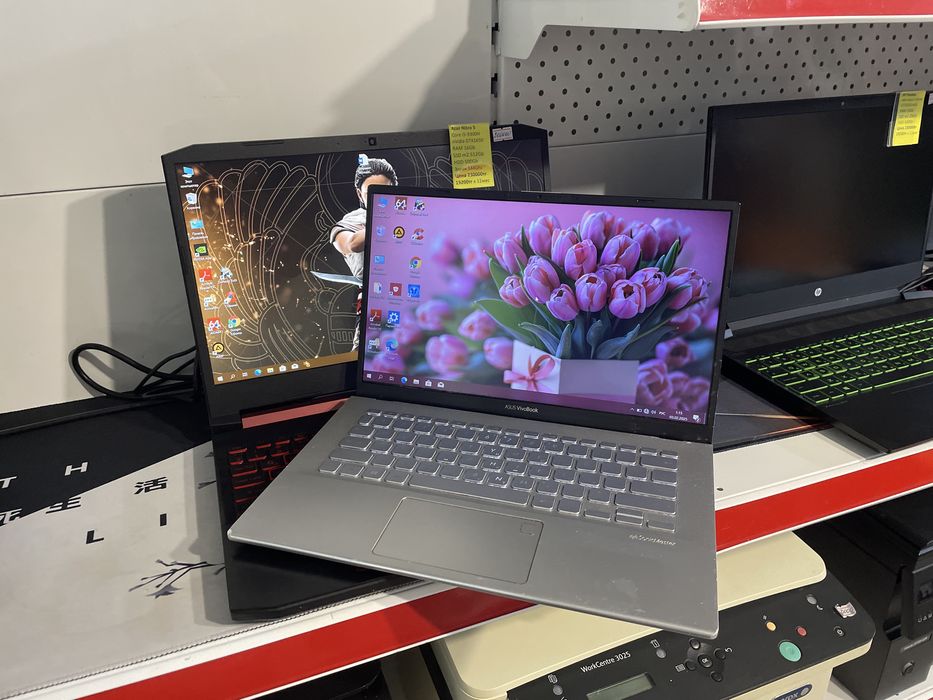 Ультрабук Asus Core i3, OЗУ 4Gb, SSD 256Gb