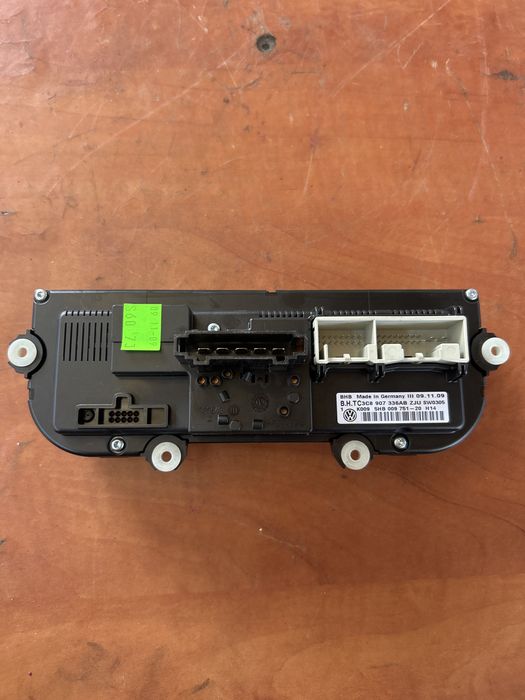 Panou comanda clima vw passat b6 , touran etc 3C8907336AB