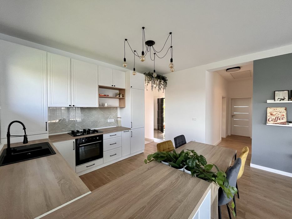 Casa individuala de inchiriat in Mosnita Noua curte 600 mp