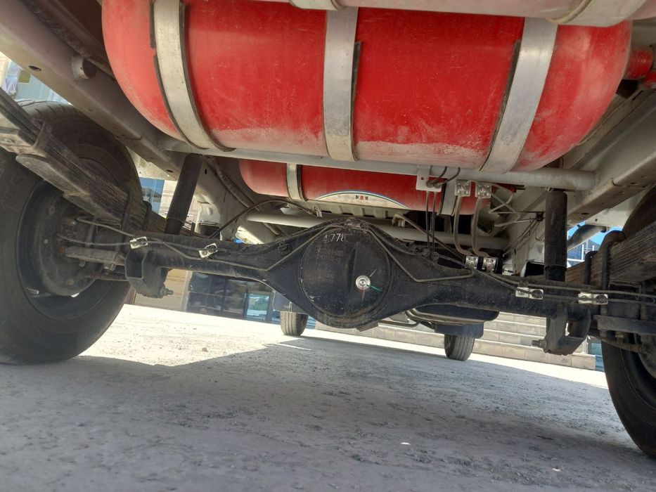 Shnrey T30 Qraska toza Shaharda haydalgan Ishga tayyor  mashina