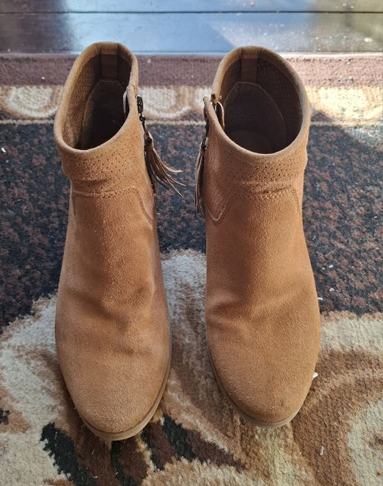 Хубави дамски обувки