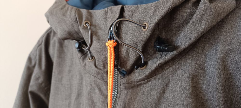 Ново яке Rip Curl Anti-Series, размер L Сноуборд Скейтборд Сърф