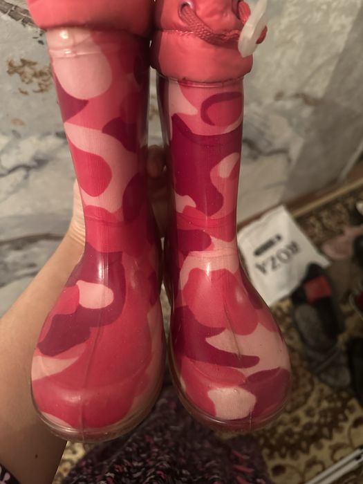 Продам обувь 39,23,27 размера