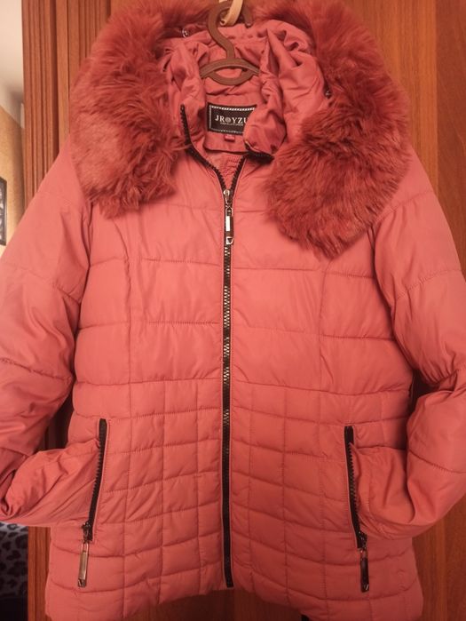 Женская одежда куртка