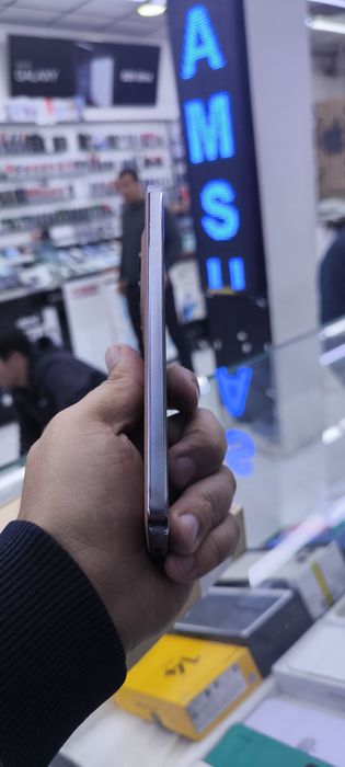 motorola edge 50 neo yangi 12/512